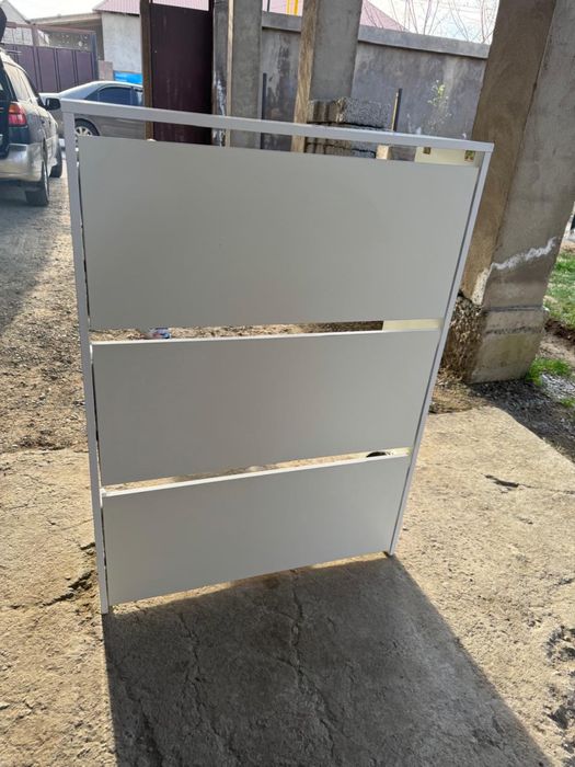 Срочно продам обувница!