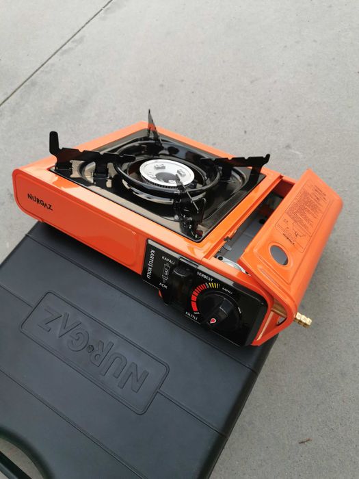 Преносим газов котлон комбиниран 2200w с пиезо запалване в куфар