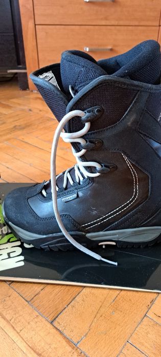 Сноуборд с ботинками 160