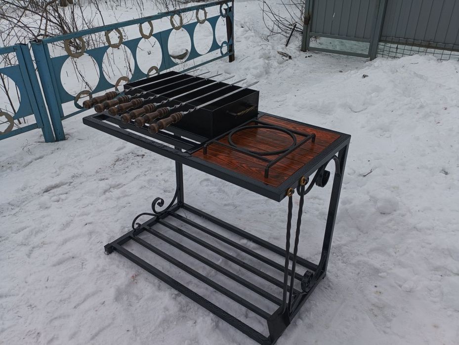 Продаёт новый мангал