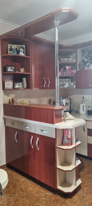 De vinzare mobilier de bucatarie