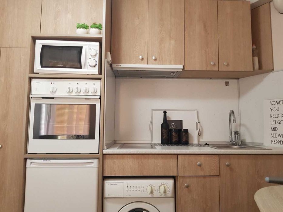 Дава се под наем Едностаен апартамент в Пловдив, Кършияка - 21 кв.м за 175 € - Снимка #3