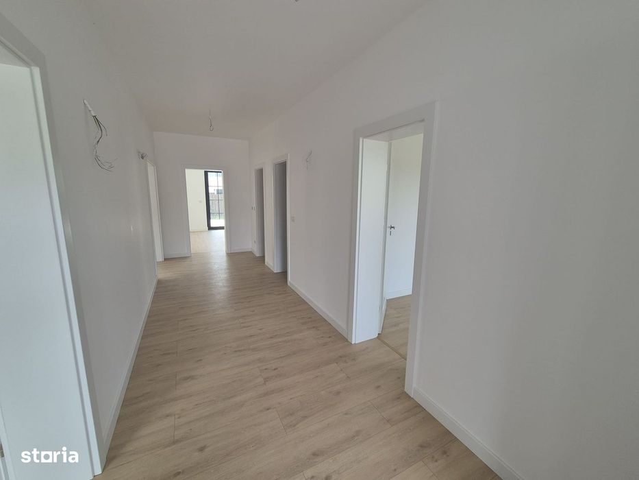 Casă nouă, la sol, 160 mp, teren 420 mp, Via Carmina, comision 0%