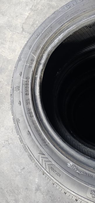 215 55 R 17 Sunny iarna