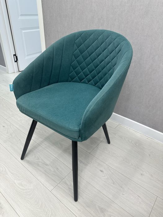 Продаю стильный кухонный стул