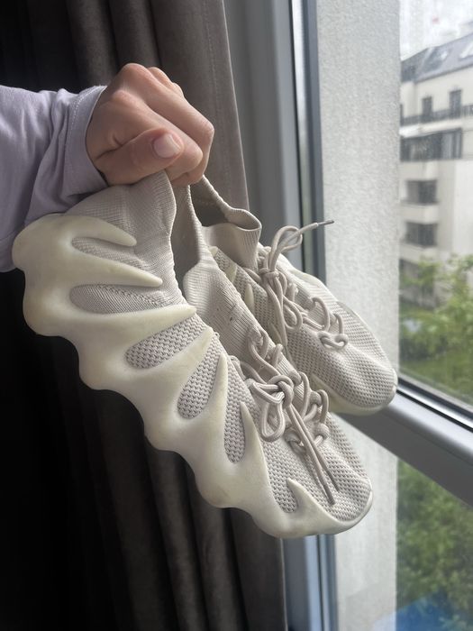 Маратонки Yeezy