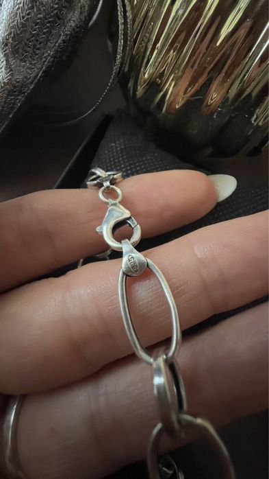 Сребърна гривна