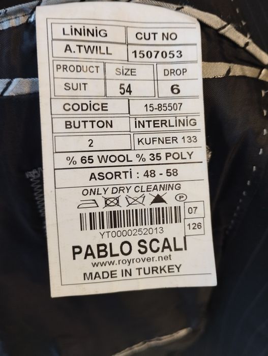 Продам мужской костьюм.