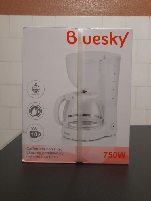 Nou -  Cafetierăsimplă / filtru cafea