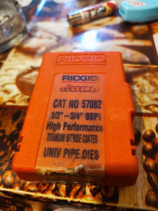 Set bacuri de filetare Rigid gold