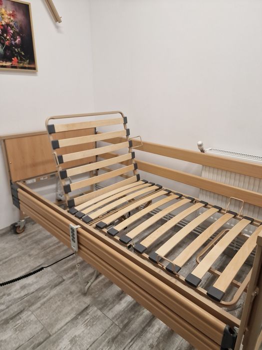 Vând pat Electric pt.persoane vârstnice sau cu dizabilități