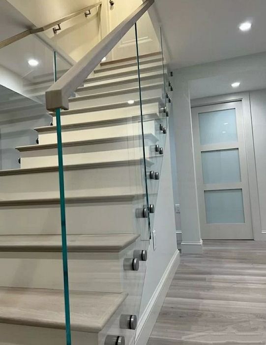 Перила для лестницы стеклянные