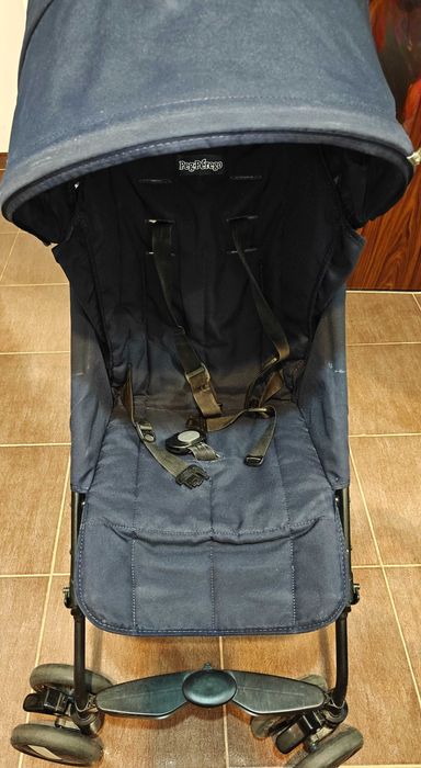 Cărucior copii pliabil tip umbrela Peg Perego