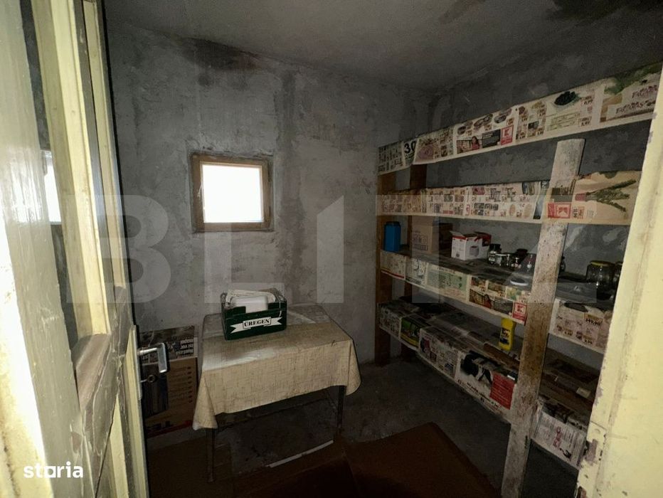 Oportunitate investitionala: Casa cu subsol, parter, etaj si mansarda,