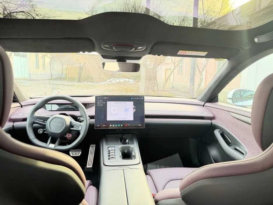 Xiomi SU7 830km pro pod zakaz