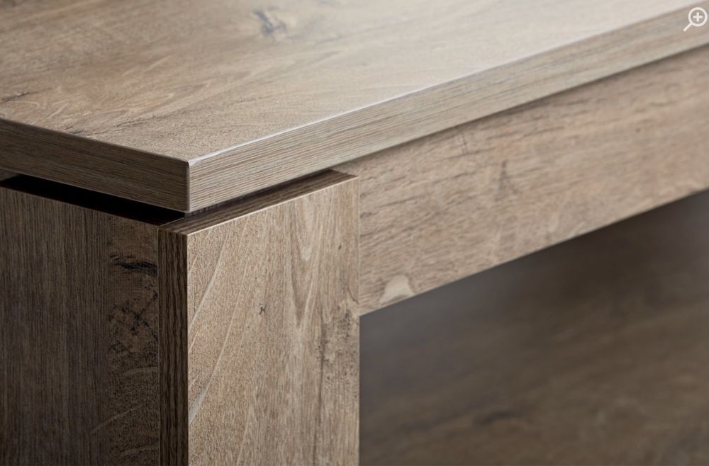 Чисто нова холна маса JYSK