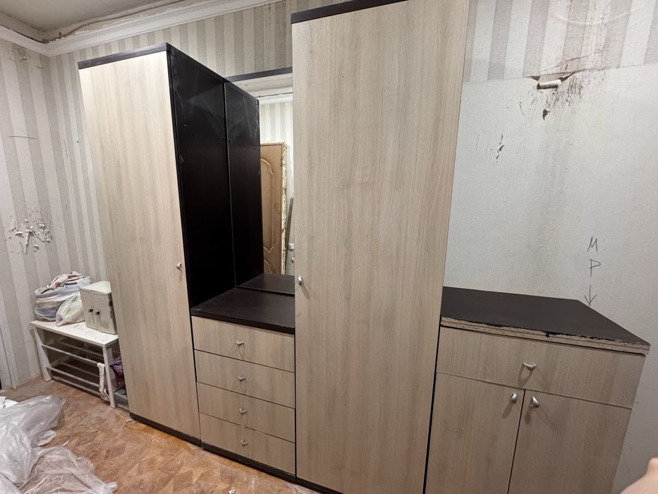 Шкаф для прихожей