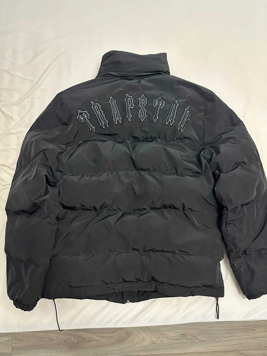 Vand geaca trapstar puffer cu eticheta