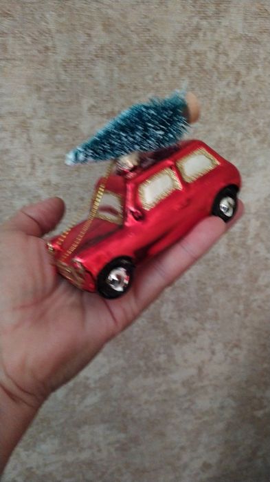 Ёлочные игрушки из стекла