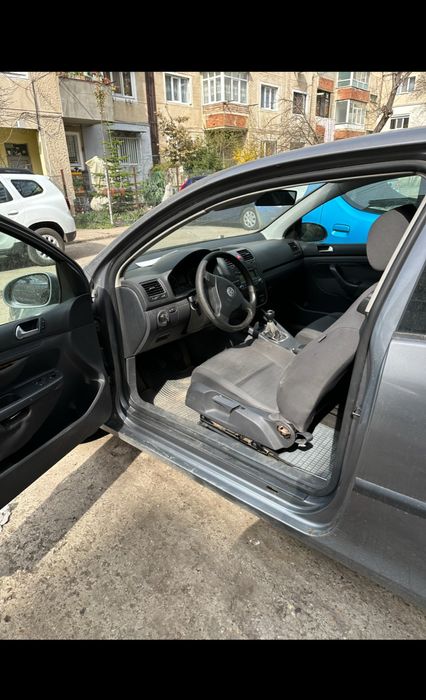 Vând Volkswagen Golf V, 2005, 1.4 16V