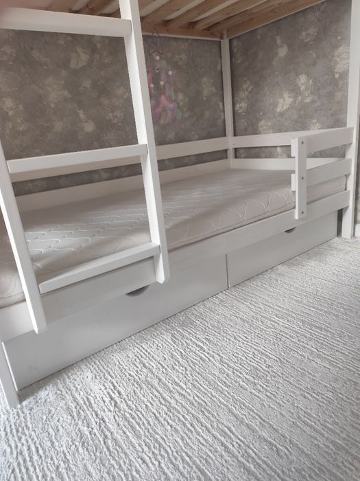 Кровать в детскую