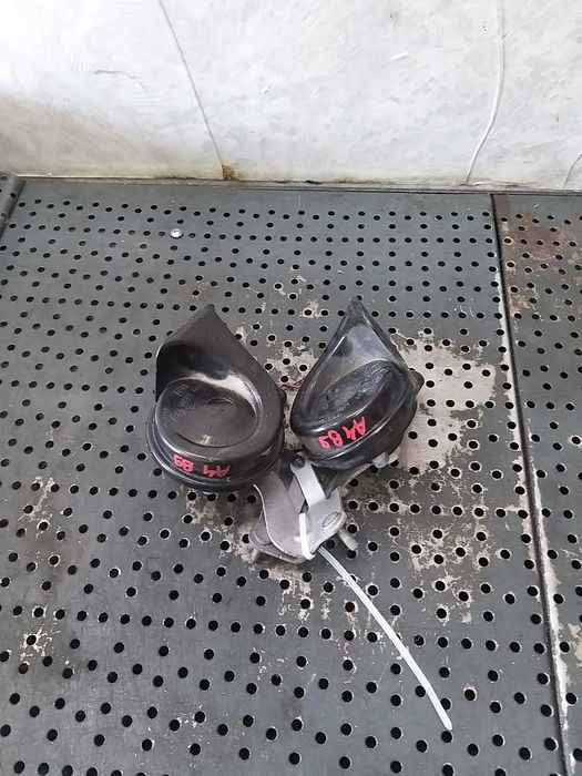 Set claxoane audi a4 b9 8w 8w0951221 8w0951223