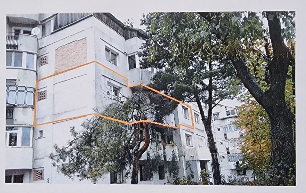 Vand apartament 3 camere decomandat-Pascani