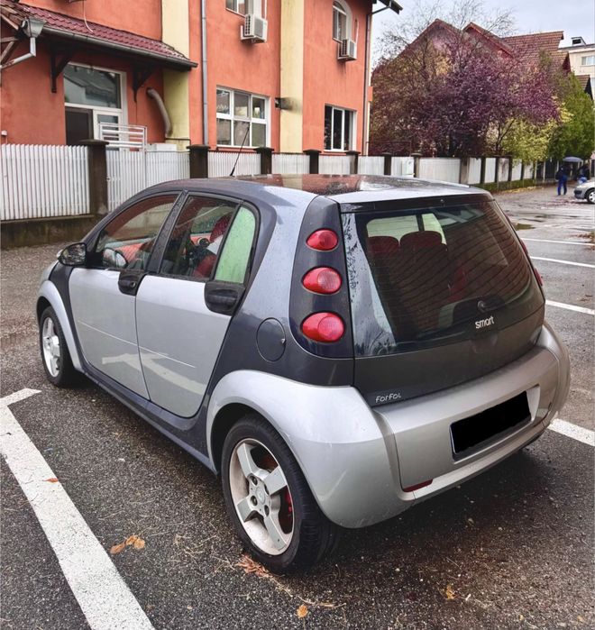 Smart Forfour 1.1 Benzină (2005) – Interior Portocaliu Unicat, Tabletă Sony Touch, Sistem Audio TOP
