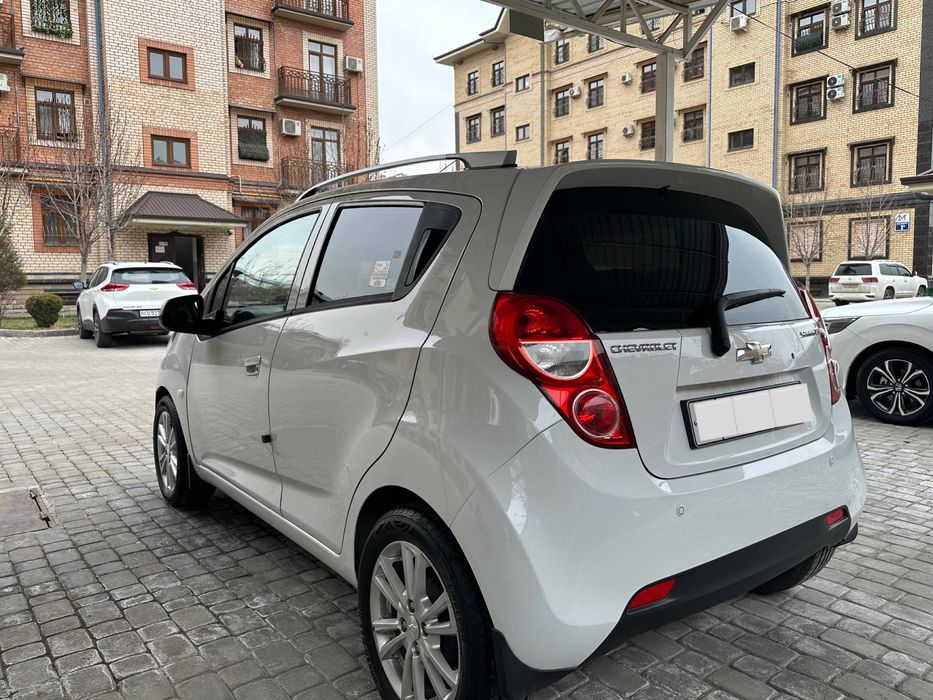 Spark sotiladi 1.25 Avtomat