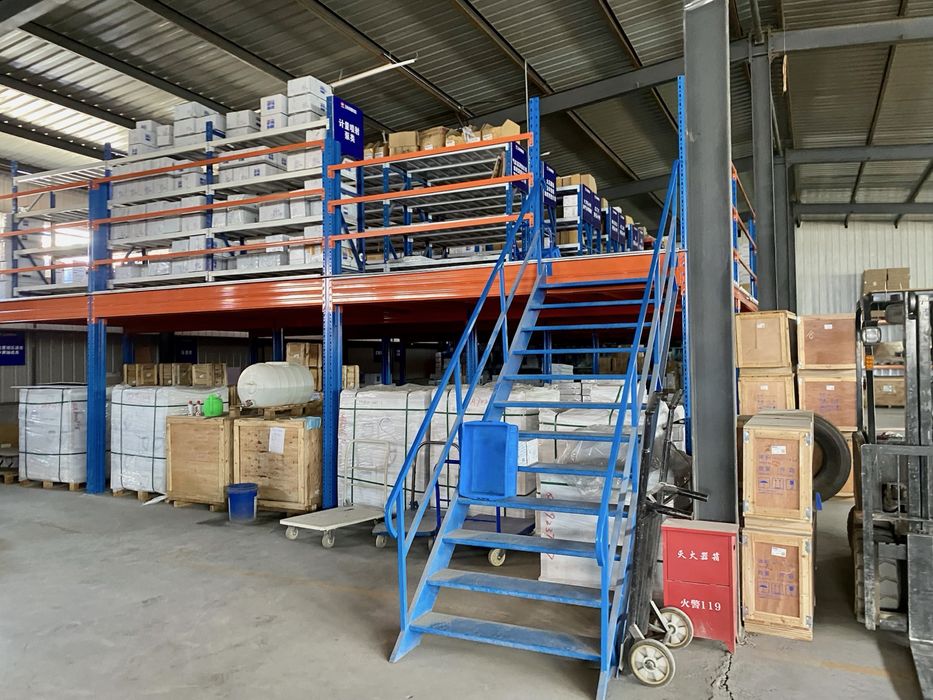 Запчасти погрузчик каток экскаватор грейдер