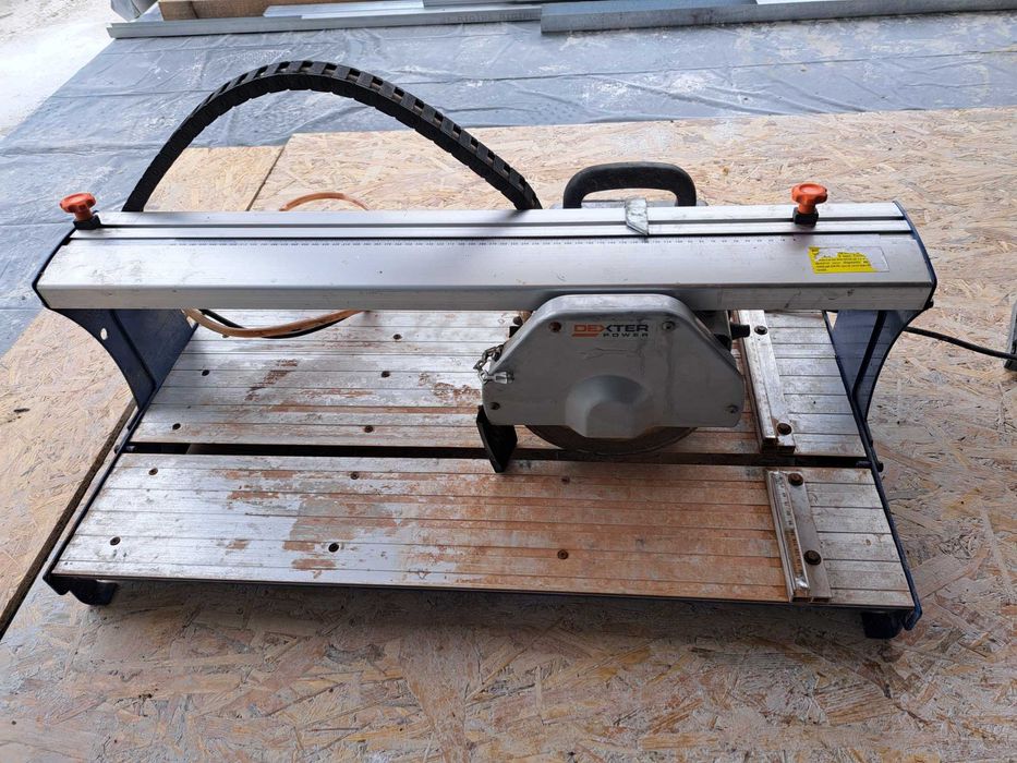 Masina de taiat gresie,faianta,granit,marmura,piatra Dexter