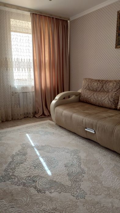 Продам диван! Б/У