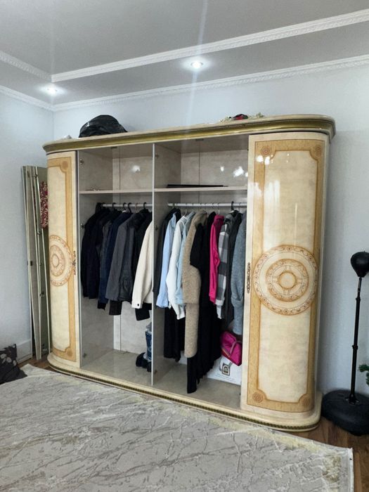 Продам спальный гарнитур б/у 100000 Алматы