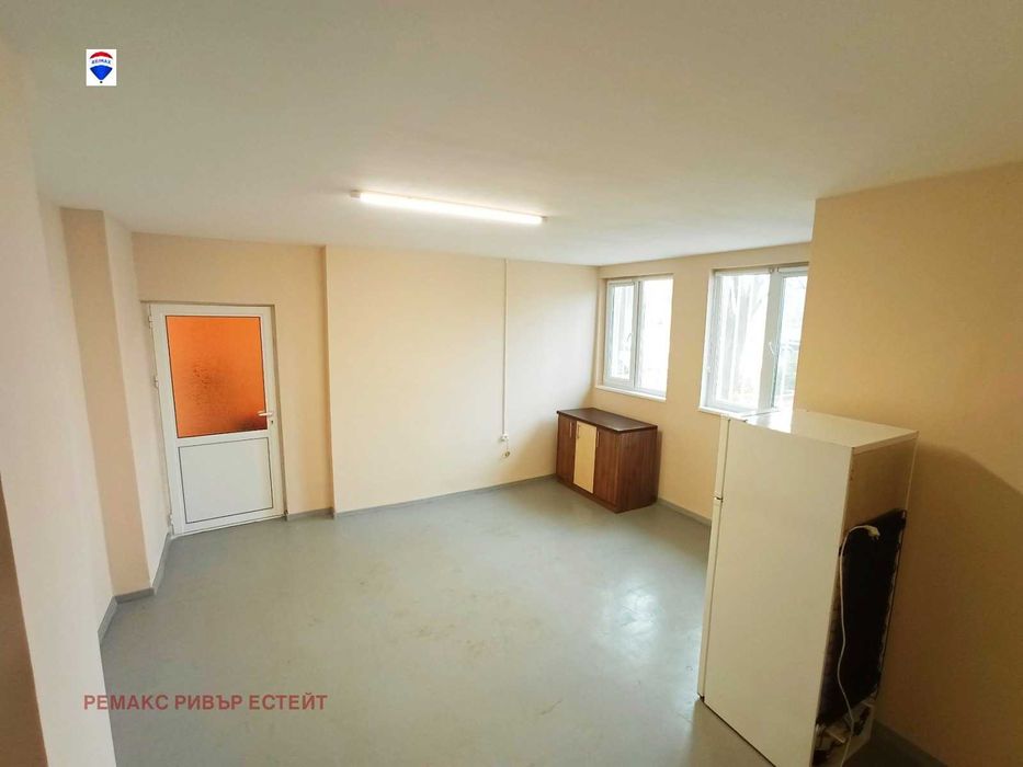 Продава се Едностаен апартамент в Русе, Здравец Изток - 50 кв.м за 960 €/кв.м - Снимка #3