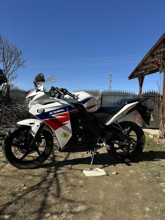 De vânzare honda cbr 125 cc A1