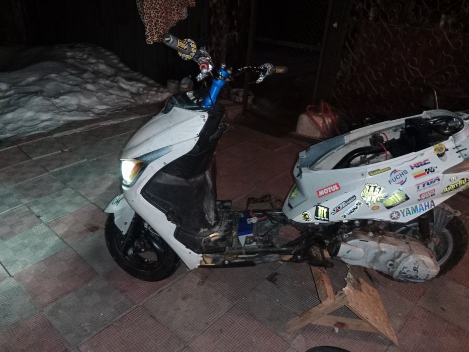 Продам мопед 8м есть торг и обмен