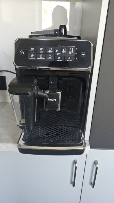 Philips Series 3200 LatteGo EP3241/50