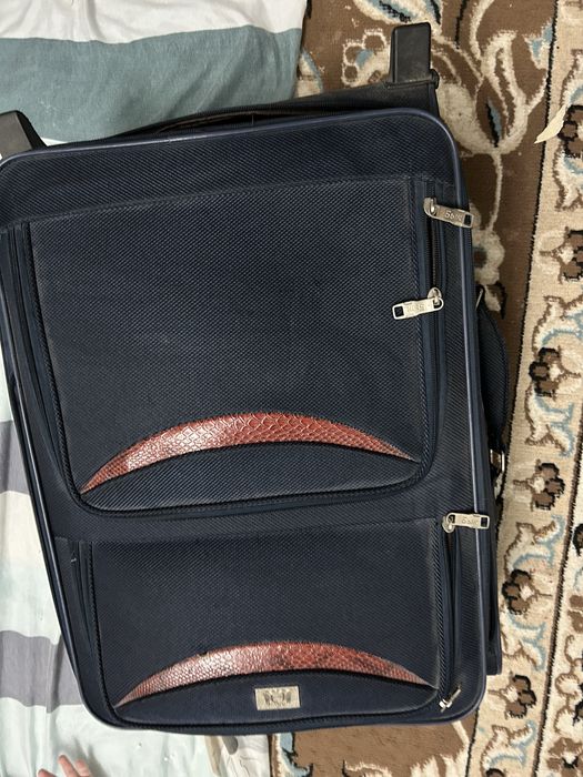 Чемодан сатылады