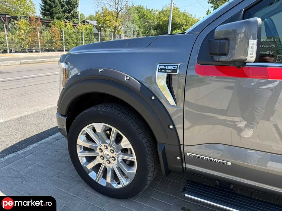 Ford F-150 Limited PowerBoost Full Hybrid • 437 CP • 4x4