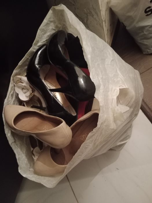 Разные обуви 36-37 размеры