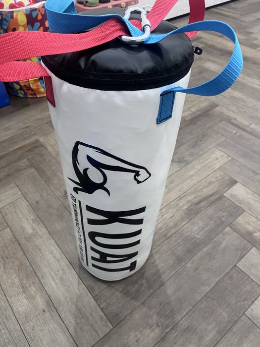 Продам детскую грушу для бокса