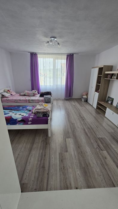 Vand Casa superba comuna Pomezeu sat Hidis