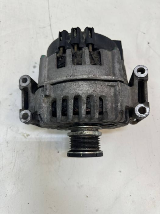 Alternator 2.2 CDI Mercedes C-Class E-Class W212 W204 Valeo 2019 E5