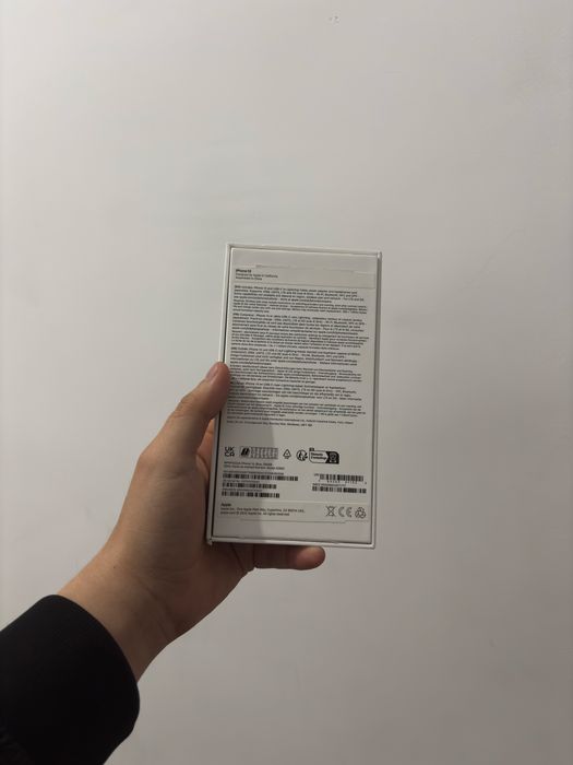 IPhone 14 с коробкой