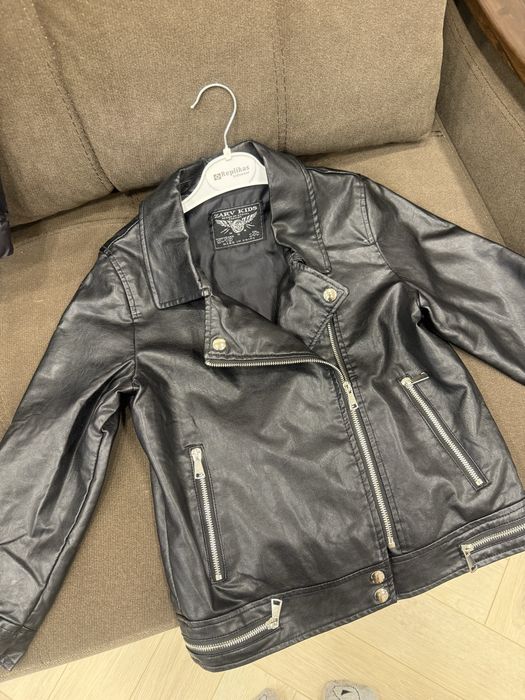 Продам Косуху новую 140 размер