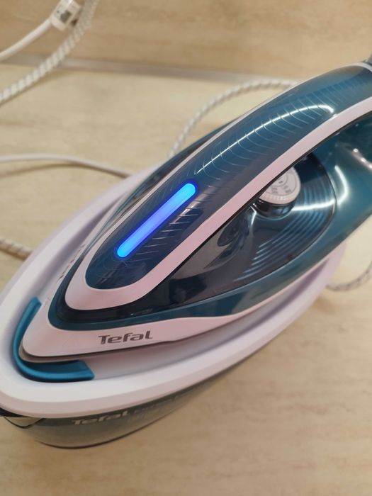 Парогенератор Tefal Express Essential SV6115E0, 2200W, 5.2 бара