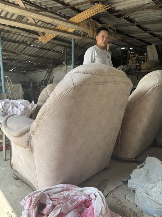 Диваны, кресла в идеальном состоянии!