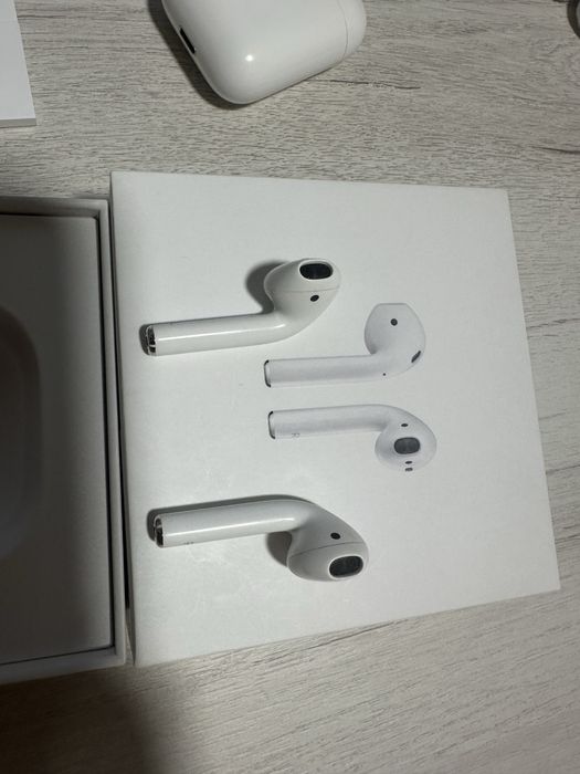 Безжични слушалки Apple - AirPods2 with Charging Case, TWS, бели