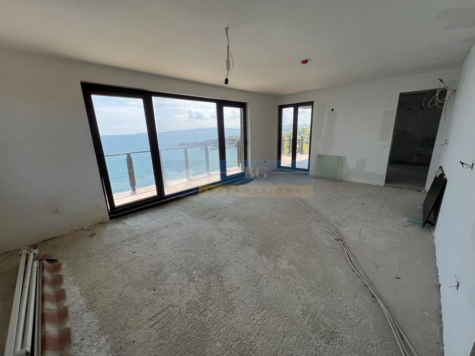 Продава се Къща в Созопол - 454 кв.м за 1461 €/кв.м - Снимка #9