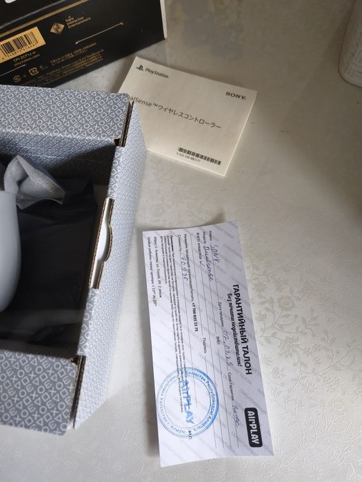 Продам джойстик на Playstation 5